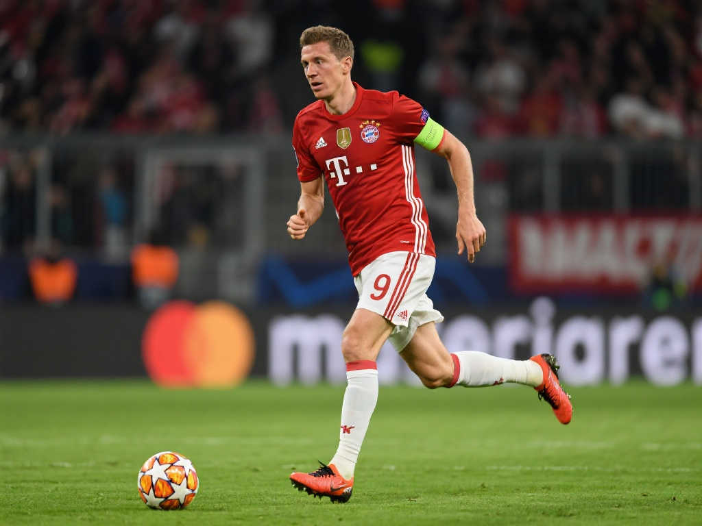 滕哈格瞄准拜仁锋线！明夏或免签穆勒补强曼联